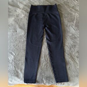 All in Motion workout fitted pants. Black.